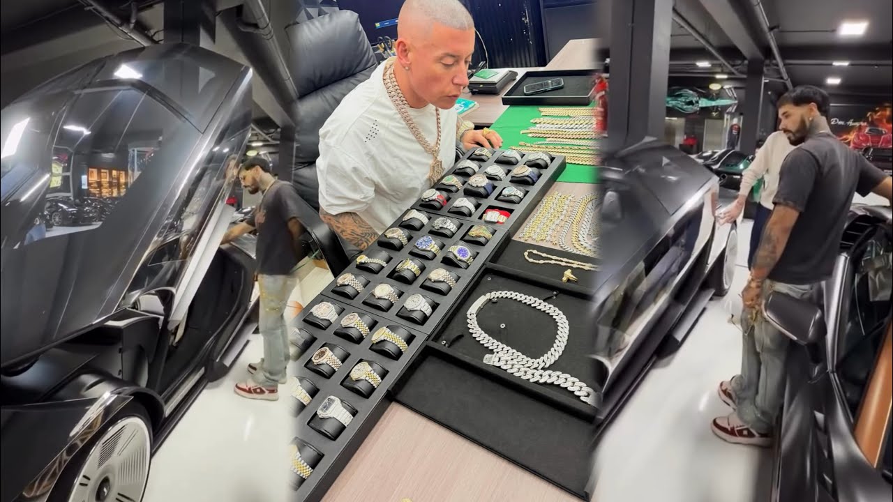 Cosculluela y Anuel Se Encuentran En Un Dealer