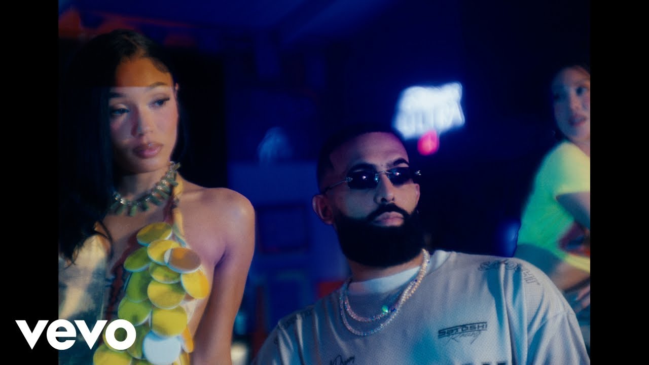 Coi Leray Ft. Eladio Carrión – Outside