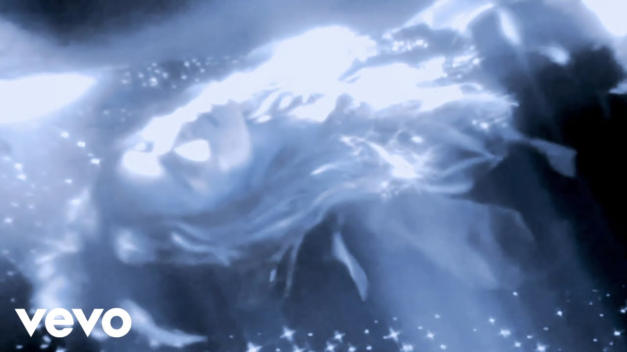  Karol G – Eclipse